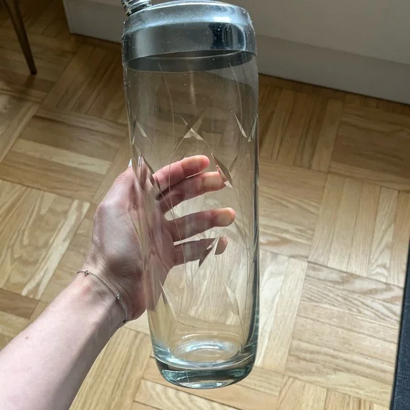 Vintage Elegant Silver and Clear Glass Cocktail Shaker - Picture 4 of 4